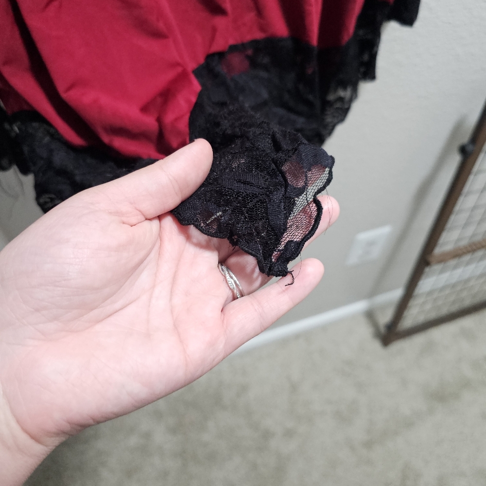 Red Rosegal Top - Picture 5 of 5